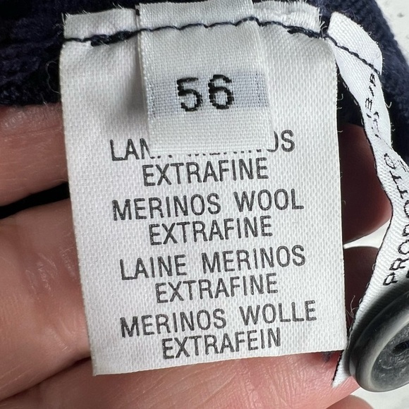 BELLWOOD 56 Fine Merino Wool Button Down V-Neck Sweater Vest Navy Blue - Picture 8 of 9